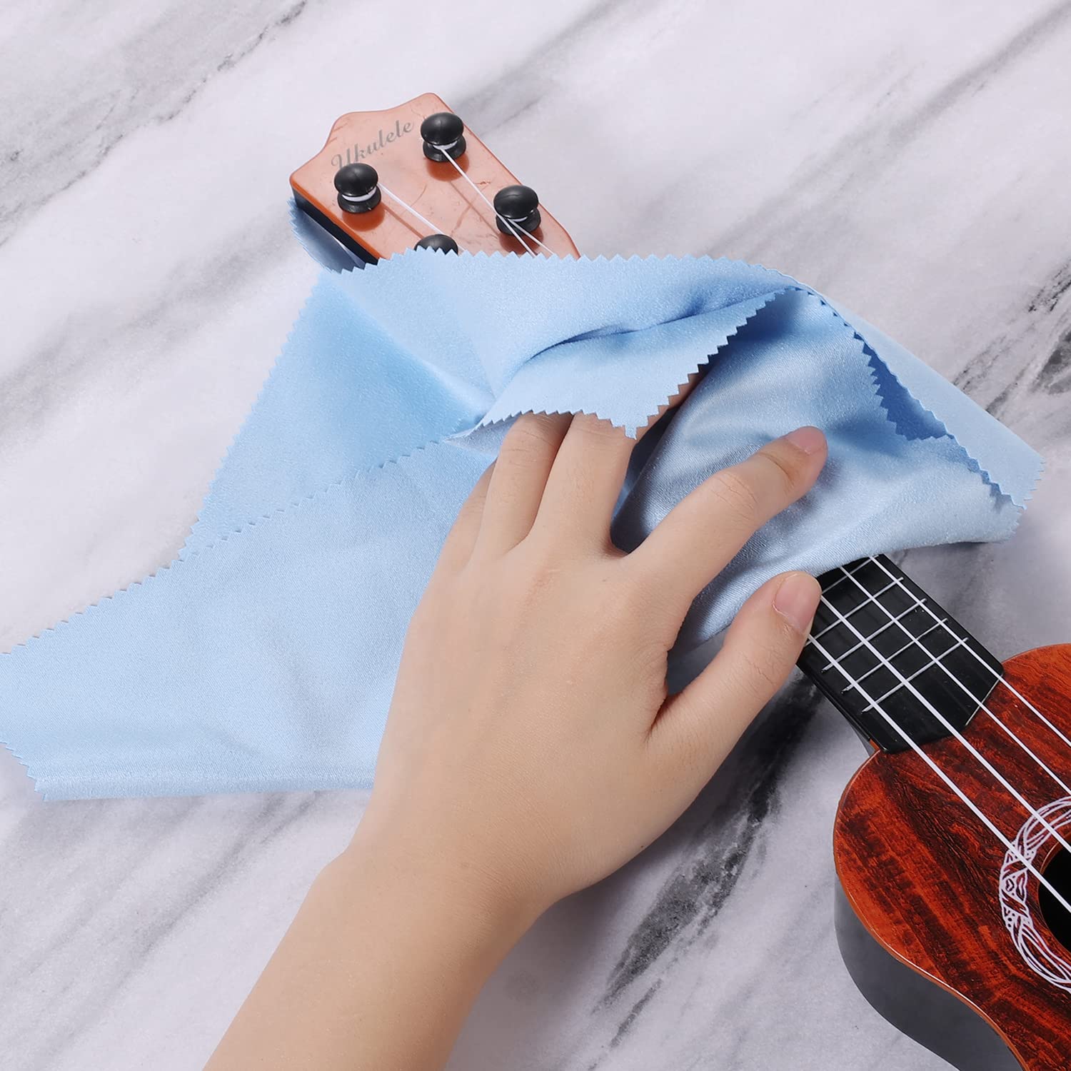 3pcs Instruments Cleaning Cloth, Soft Microfiber Universal Clean Cloth Instrument Polishing Cloth Suitable for Guitar Violin Pia